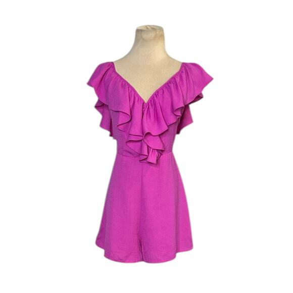 American Threads fuchsia ruffled open crossed back romper size Large - Picture 16 of 16